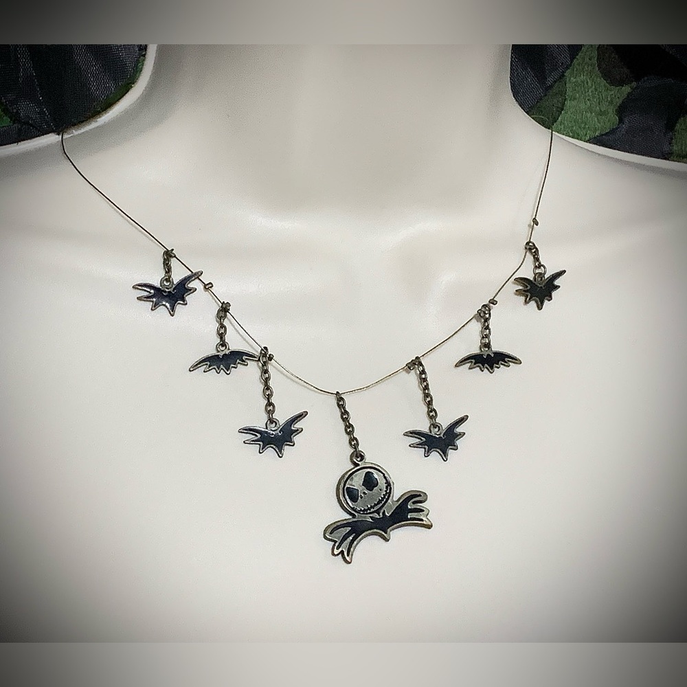 Vintage 90s The Nightmare Before Christmas Wire Necklace